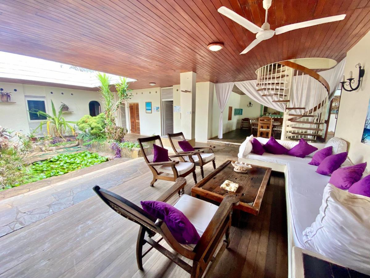 Flamboyant Diani Beach Exterior photo