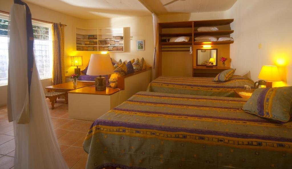 Flamboyant Diani Beach Exterior photo
